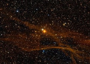 U Cygny e SAO49479 ... vi assicuro che è molto più rossa in visuale.